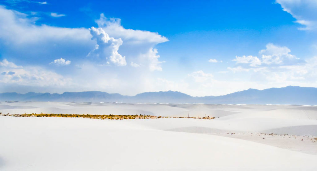 Bílý písek ve White Sands