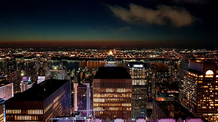 Noční pohled na New York z vyhlídky Top of The Rock